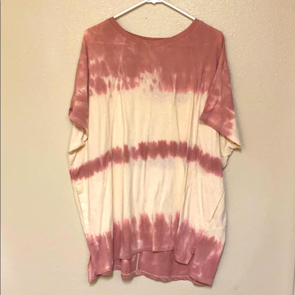 Tunic with pockets.